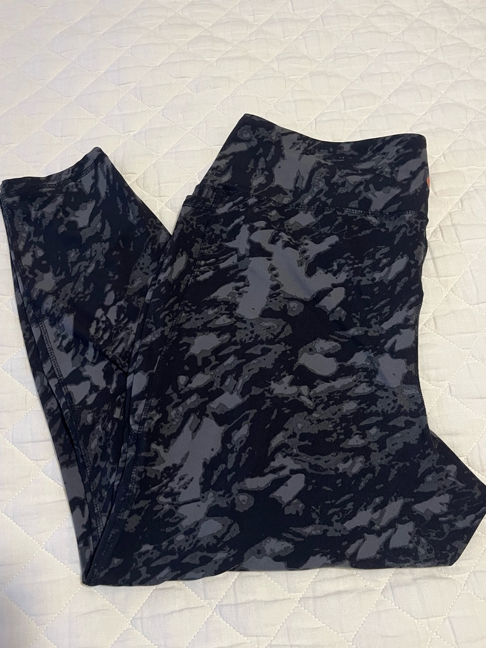 Lane Bryant Livi Black/Gray Patterned High-Waist Leggings 3x 22/24